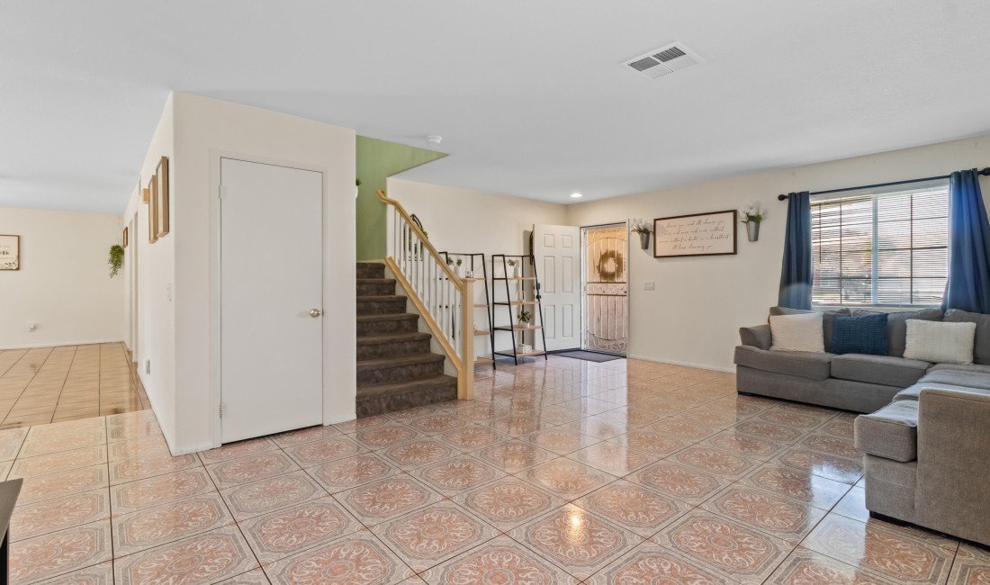 45728 Barham Avenue Lancaster CA, 93534 - Image 3